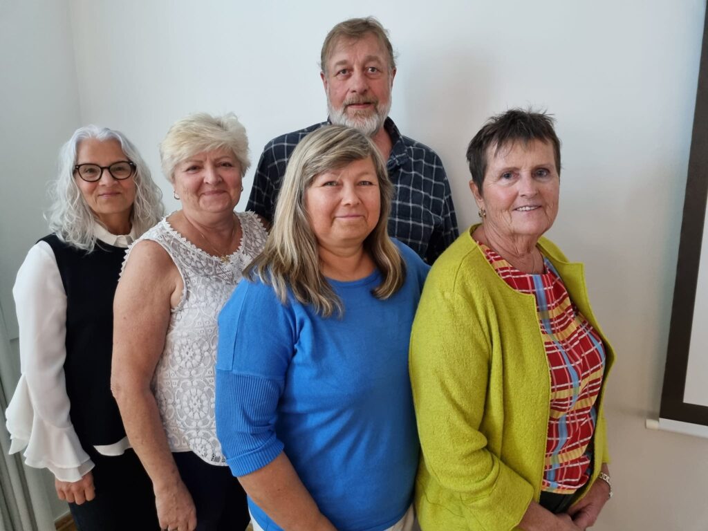 Margrethe Sindre (fylkesleder i Rogaland) Kristene Olsen (sekretær), Linda Gudmundsen (kasserer), Kjellaug Eidnes Herringbotn (styremedlem), Arve Gangåssæter (styremedlem).
